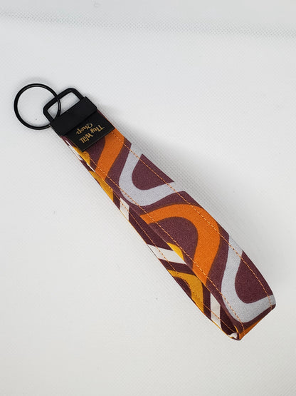 Waverly Swirl Wristlet